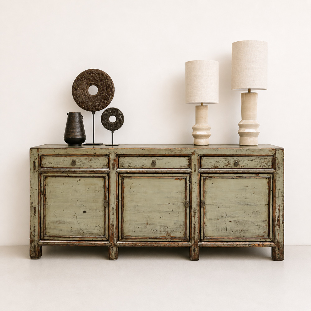 Authentiek oud chinees dressoir met 3 lade en 3 deuren