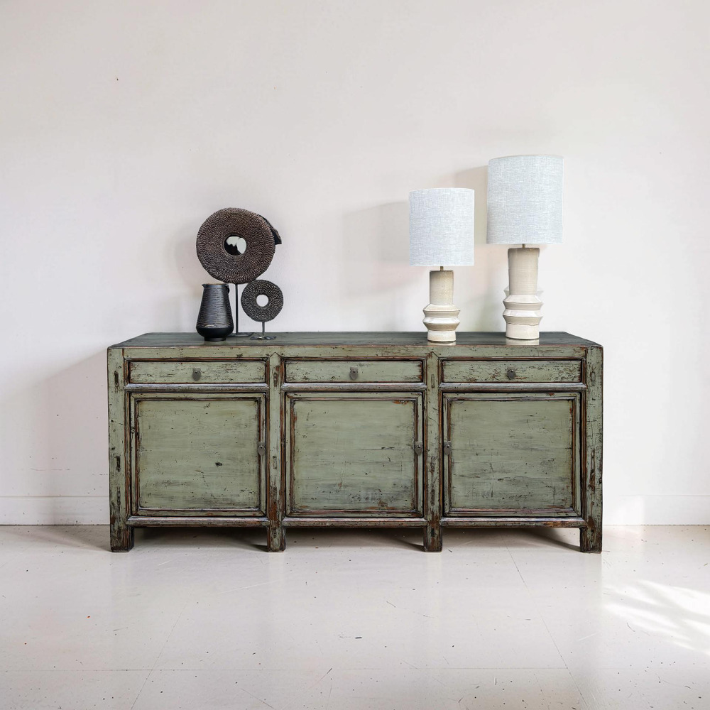 Authentiek oud chinees dressoir met 3 lade en 3 deuren