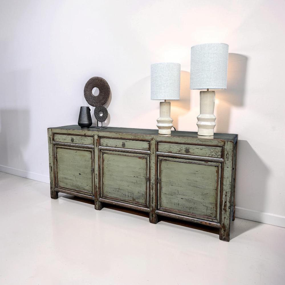 Authentiek oud chinees dressoir met 3 lade en 3 deuren