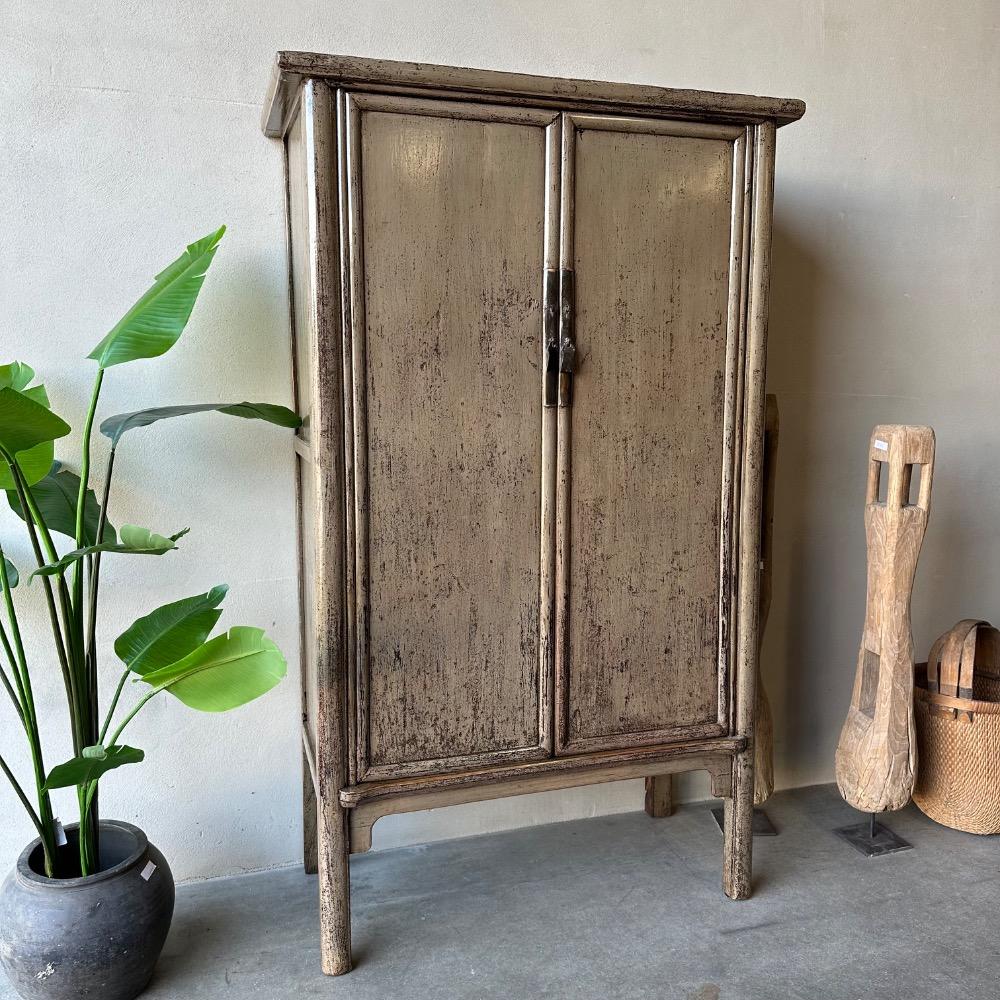 Authentieke hoogglans 2 deurskast oud Jade olijf groen