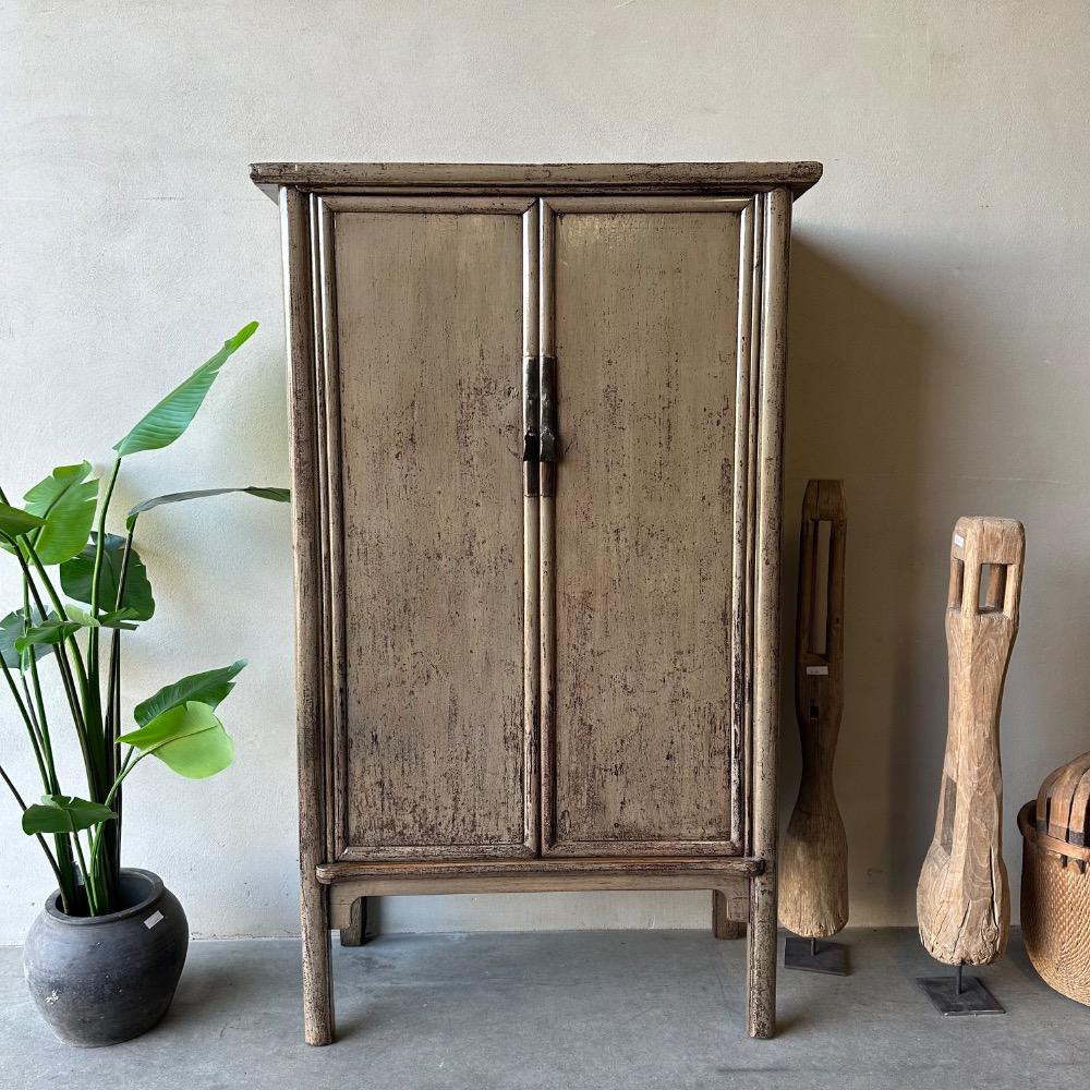 Authentieke hoogglans 2 deurskast oud Jade olijf groen