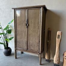 Authentieke hoogglans 2 deurskast oud Jade olijf groen