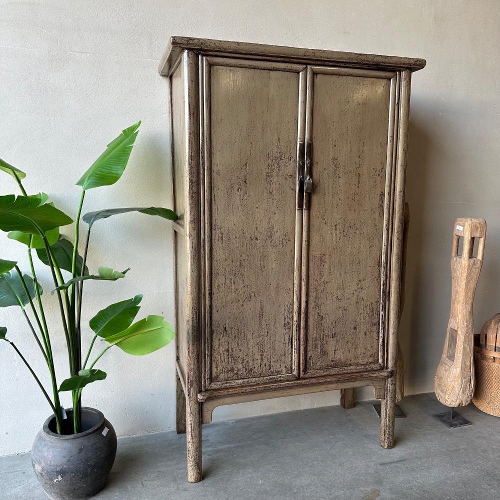 Authentieke hoogglans 2 deurskast oud Jade olijf groen