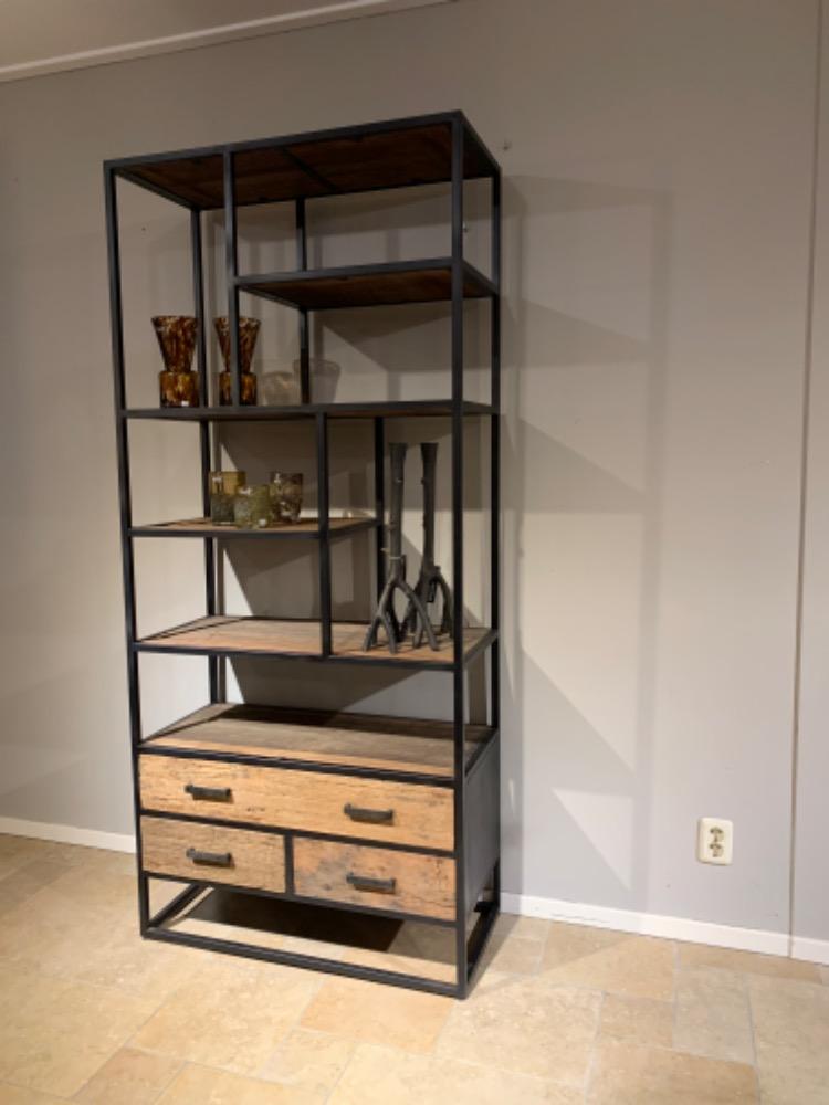 Boekenkast met 3 lades robuust hout