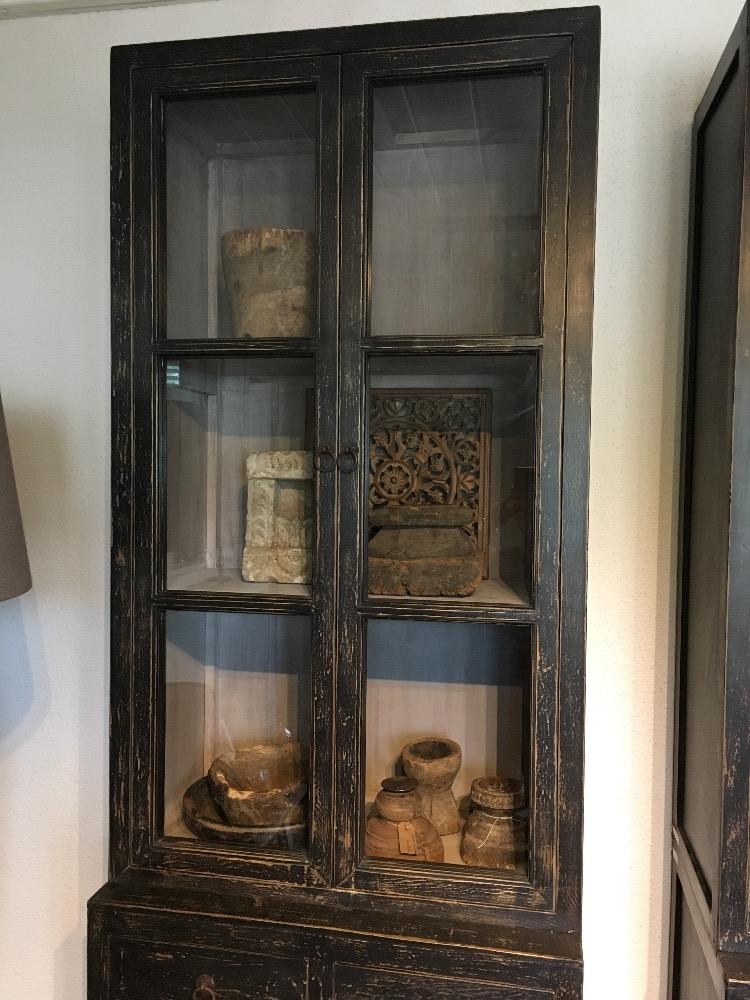 Buffetkast smal oud zwart