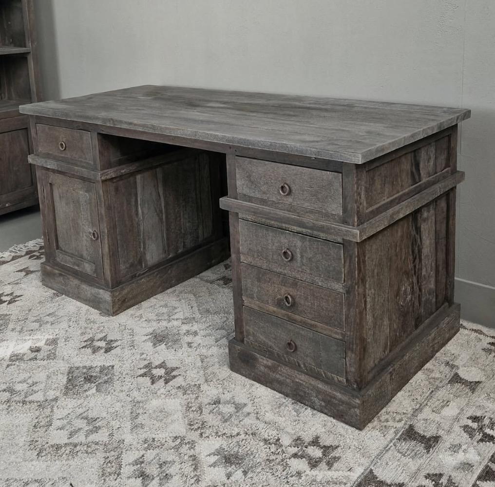 Bureau Olivier antique grey 