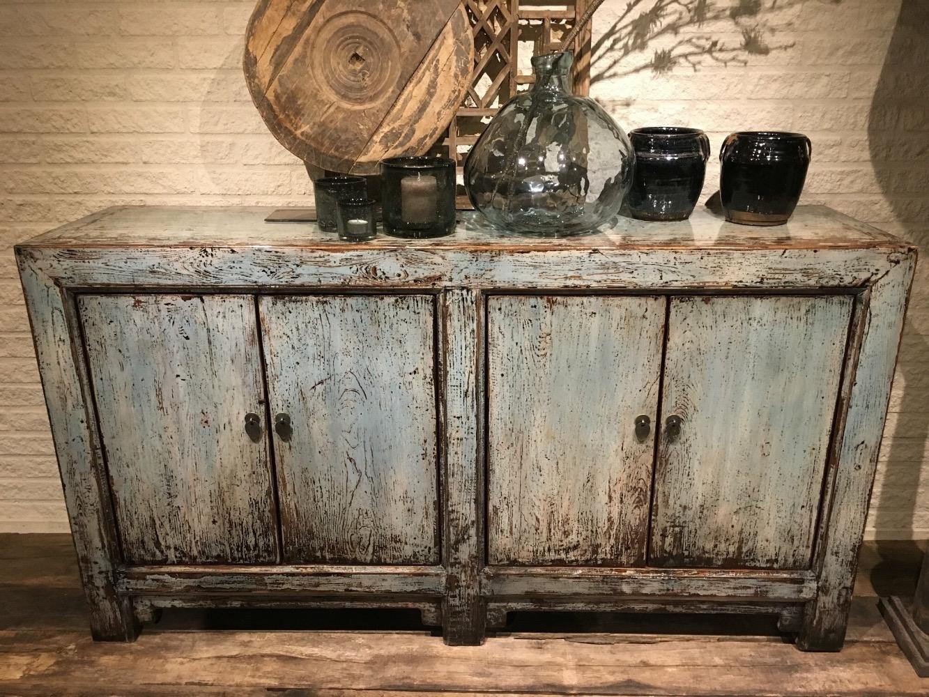 Chinees dressoir hooglans