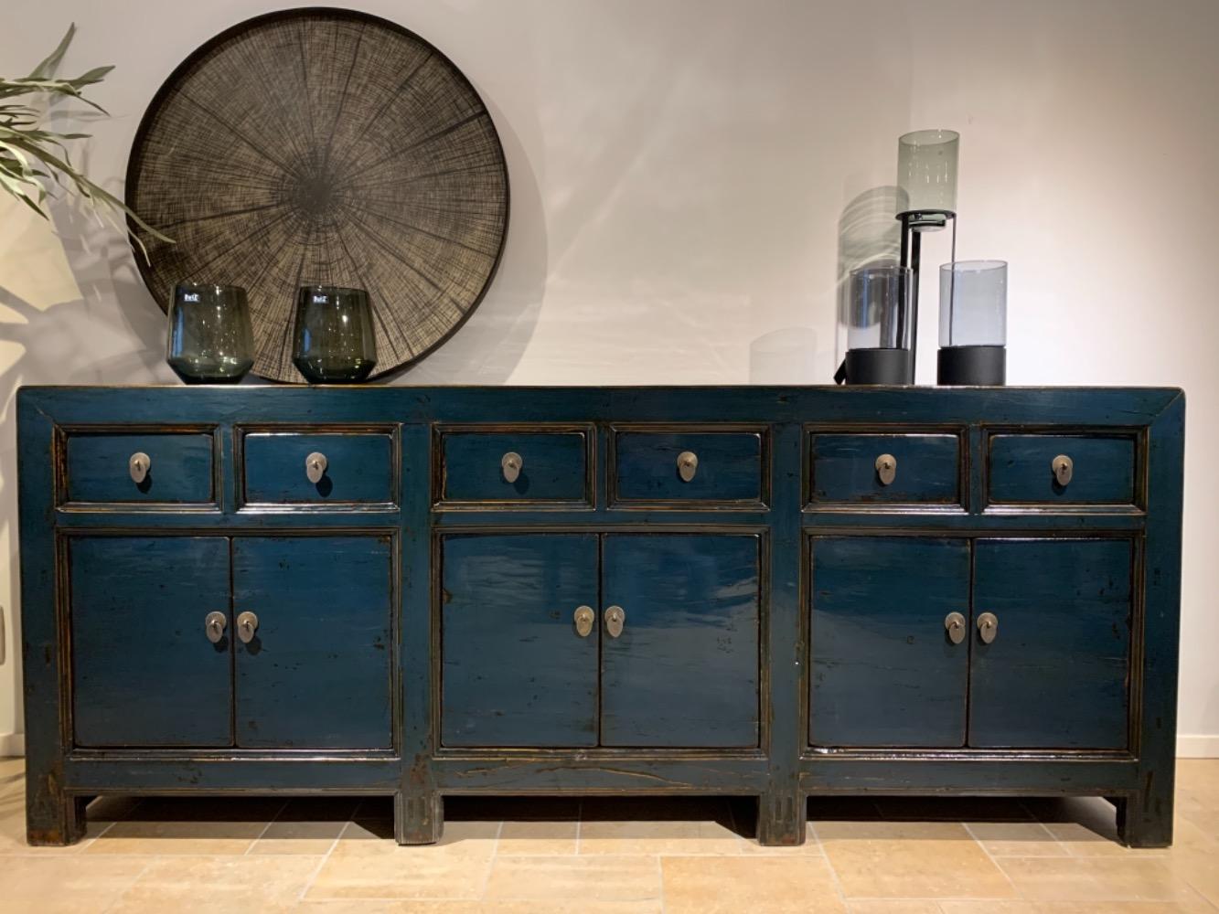 Oud Chinees hoogglans dressoir Antique lacquer Blauw
