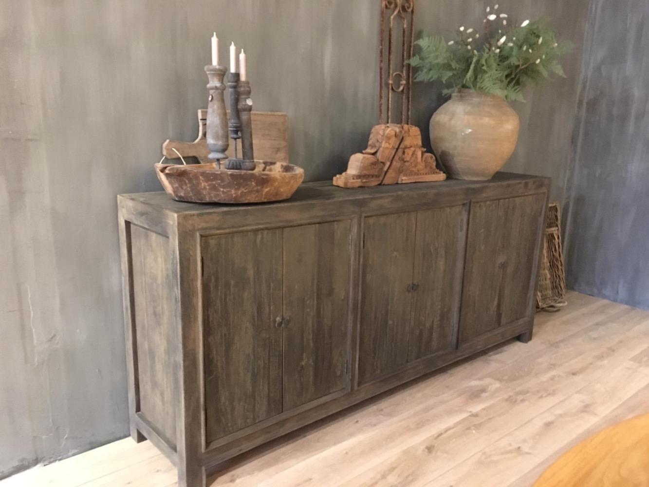 Dressoir vergrijst 6 deurs