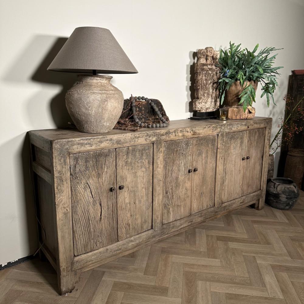 Gaaf origineel  dressoir oud elm hout