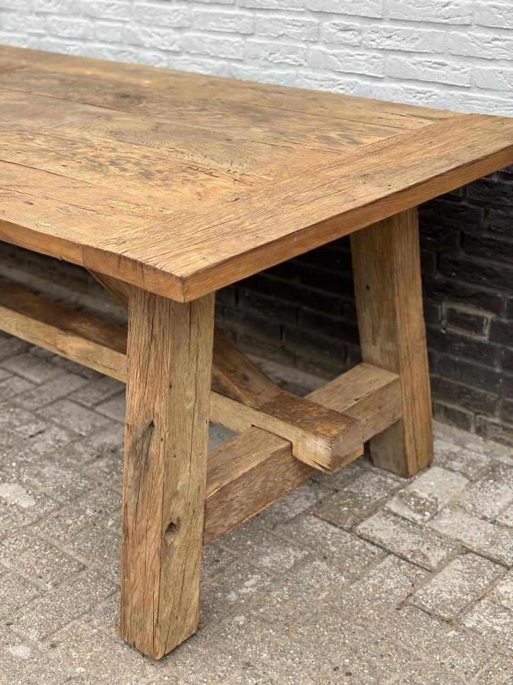 Gave robuuste eiken kloostertafel