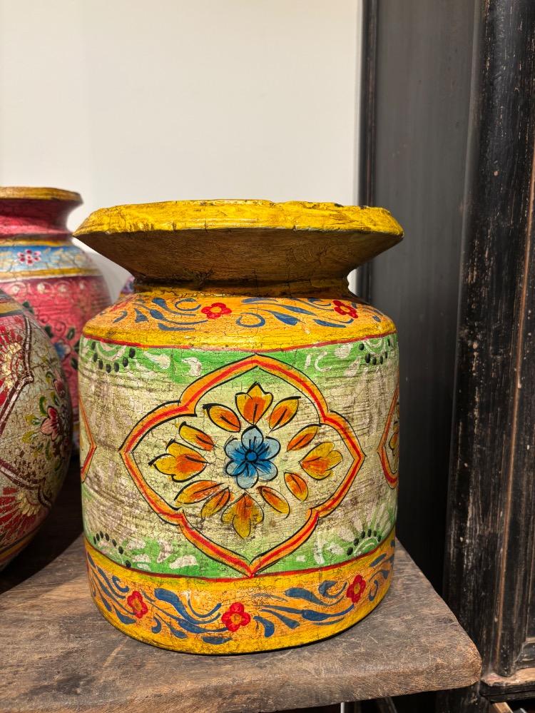 Handbeschilderde melkpotten groot