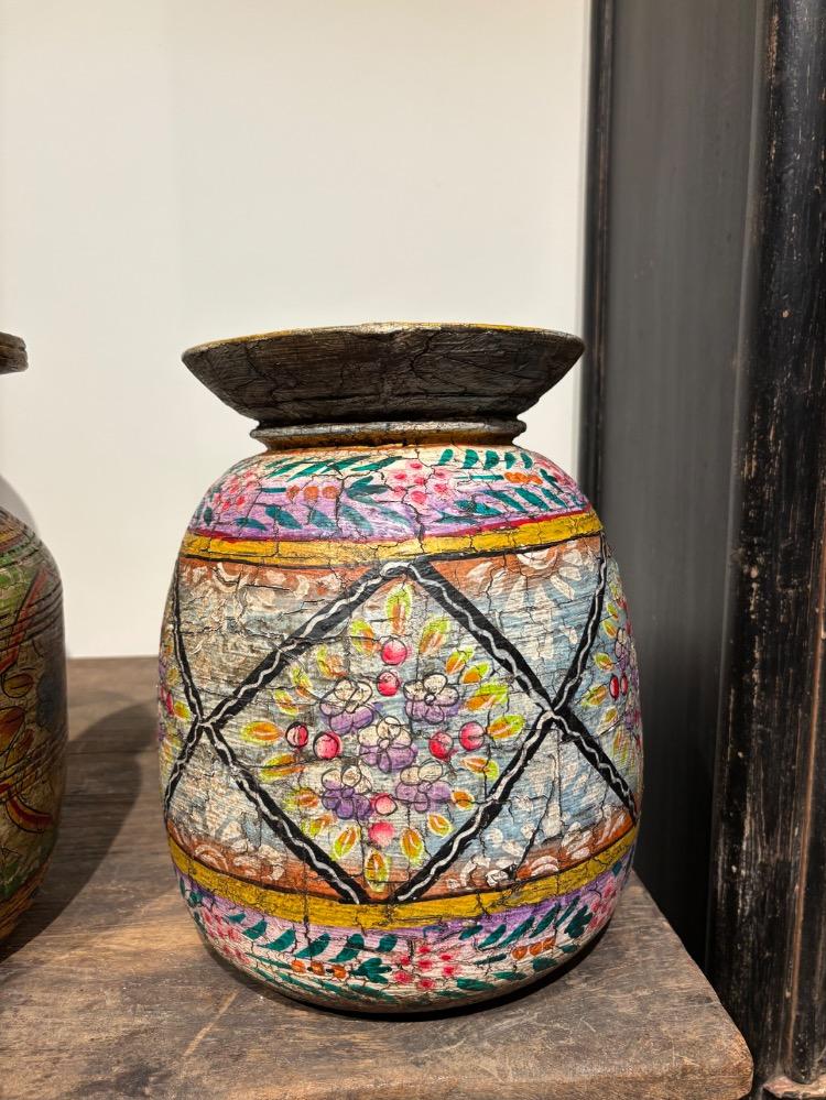 Handbeschilderde melkpotten groot