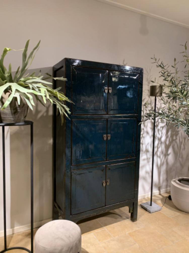 Unieke 6 deurs Hoogglans kast antique lacquer blauw 
