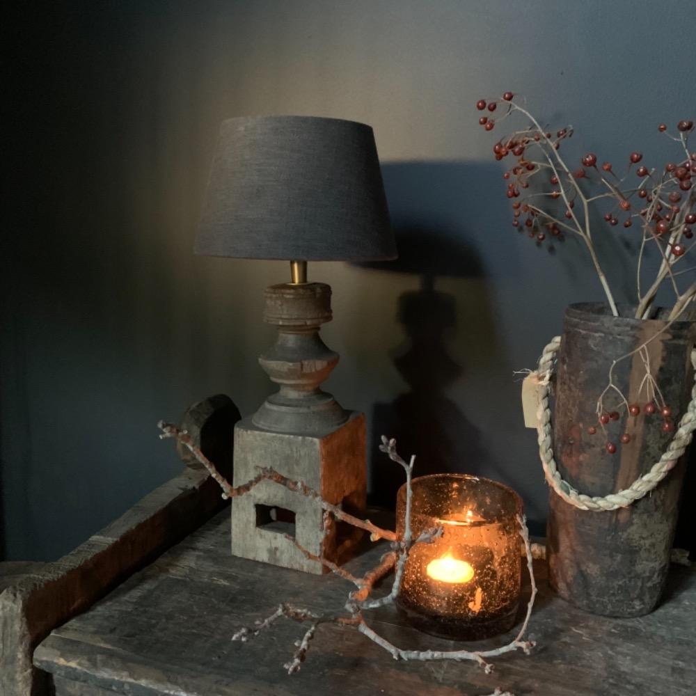 Houten balusterlamp smal Aura Peeperkorn 