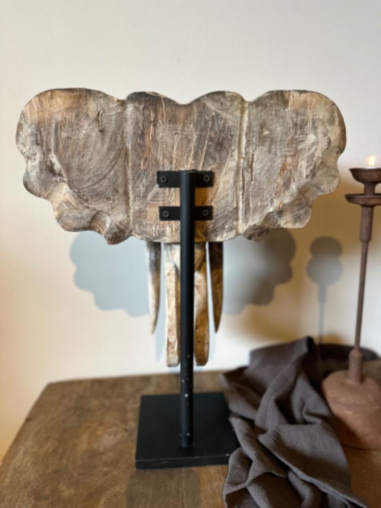 Houten Olifant op voet