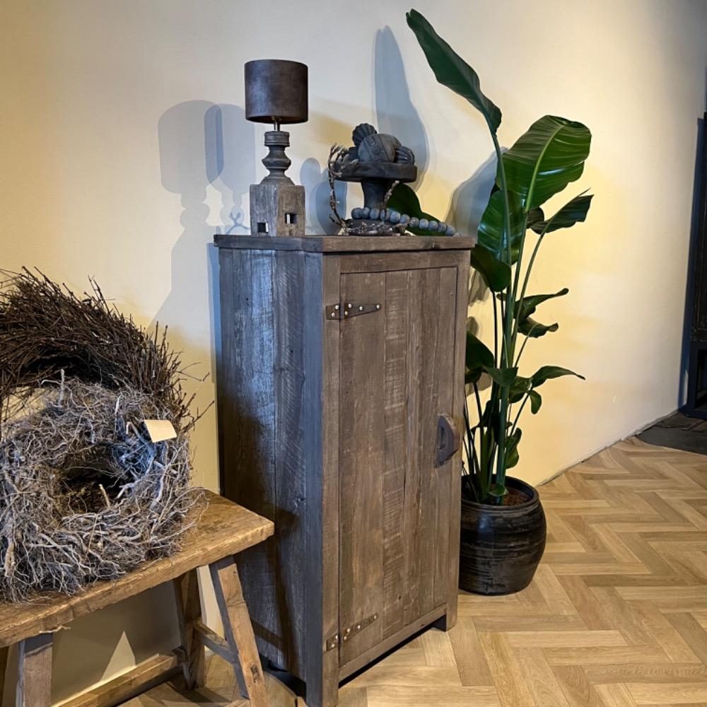 Kast 1 deurs oud hout