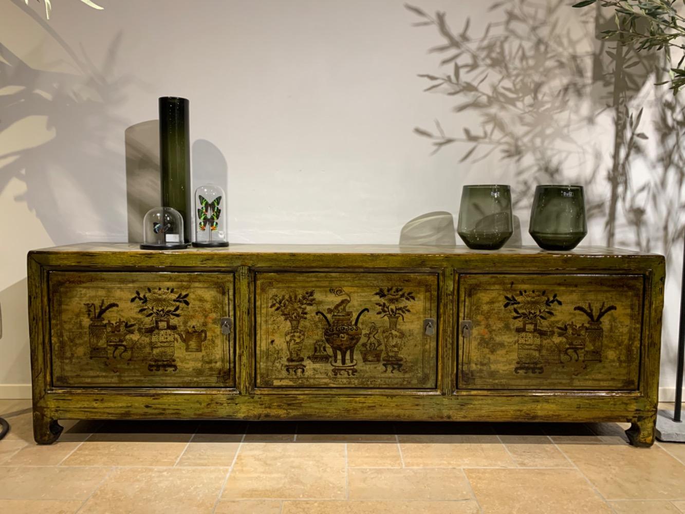 Origineel handgemaakt  Chinees tv meubel hoogglans 