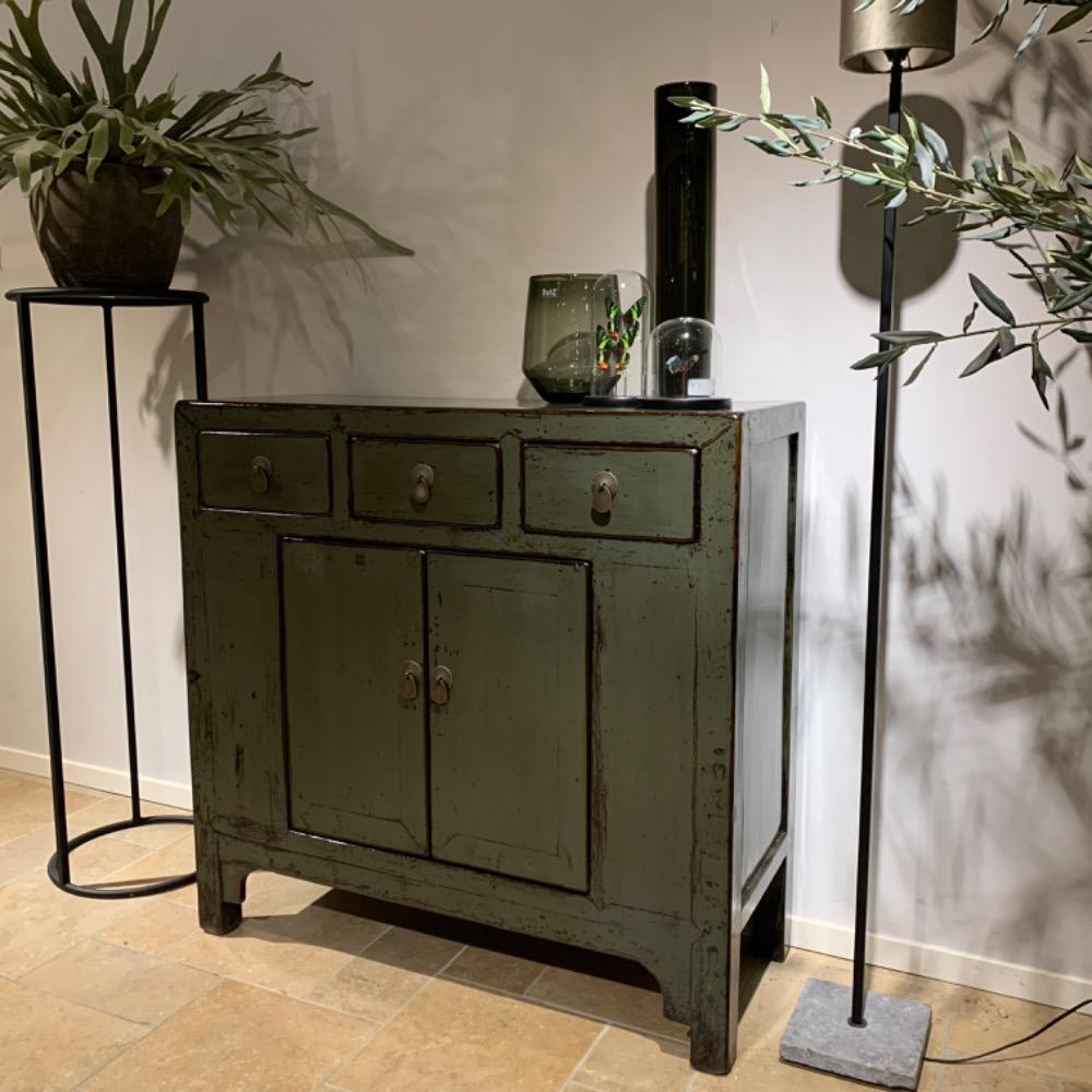Originele oud  Chinese hoogglans dressoir smal  antique lacuer old jade grijs groen 