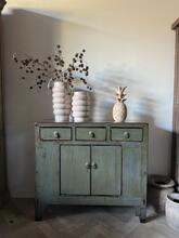 Originele oud Chinese hoogglans dressoir smal antique lacune old jade grijs groen 