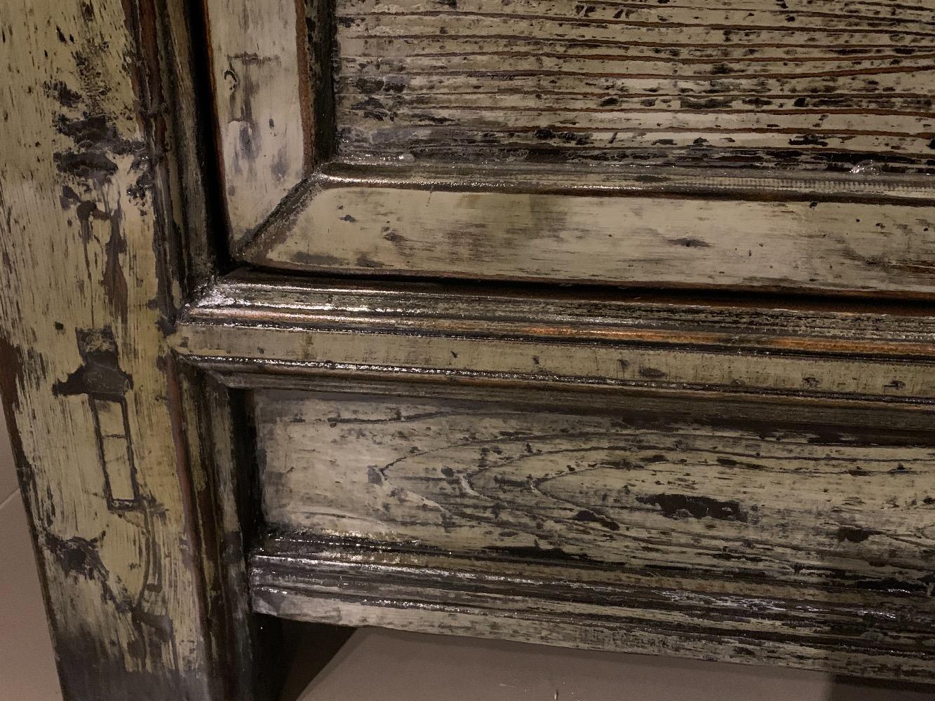 Oud Chinees dressoir hoogglans 