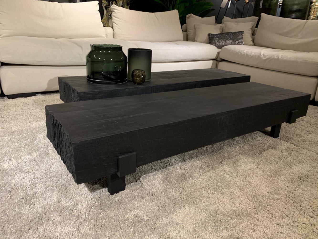 Robuuste teak  salon tafel black 