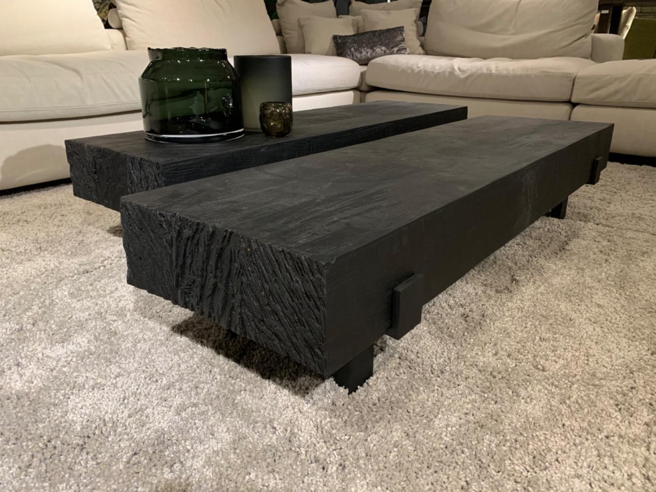 Robuuste teak  salon tafel black 