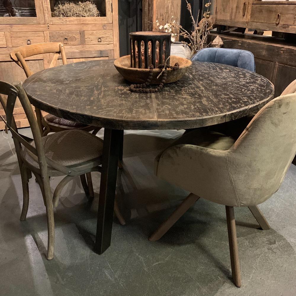 Ronde eettafel oud zwart elm hout 