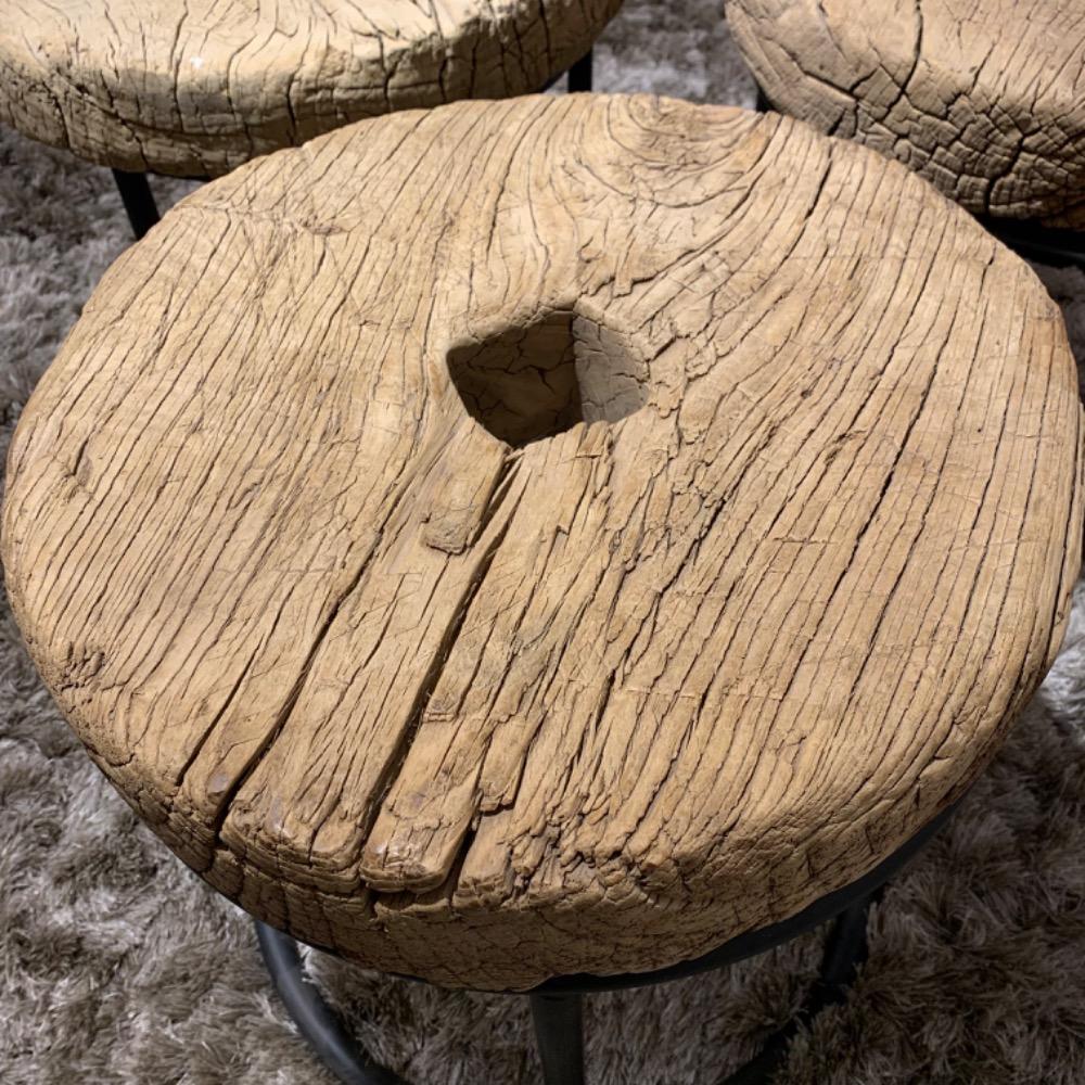 Salon old elm met ijzeren poot