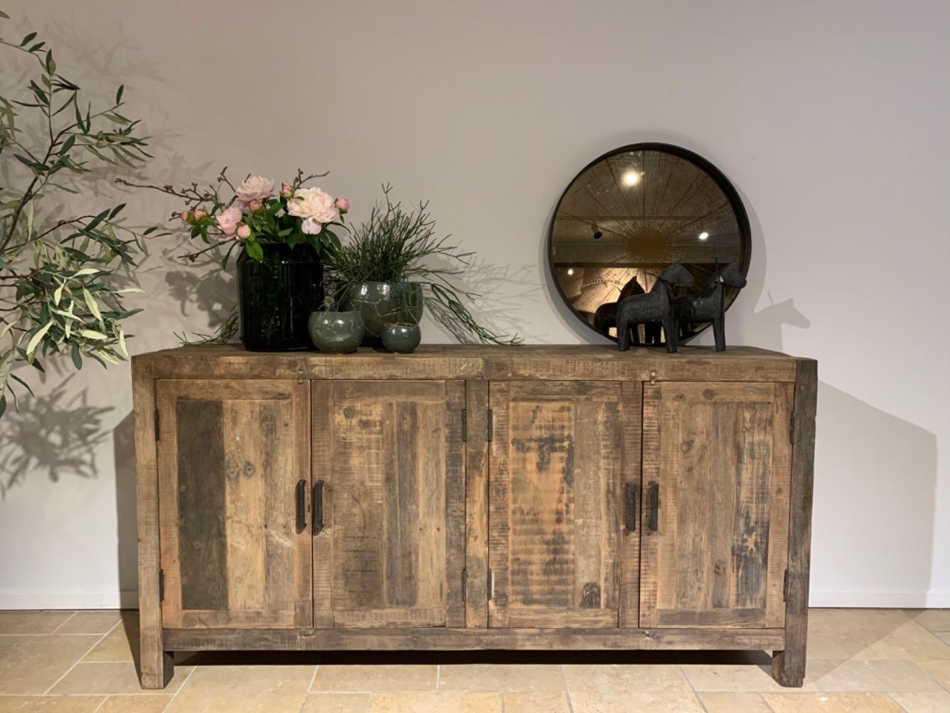 Stoer dressoir Bas, met 4 deuren