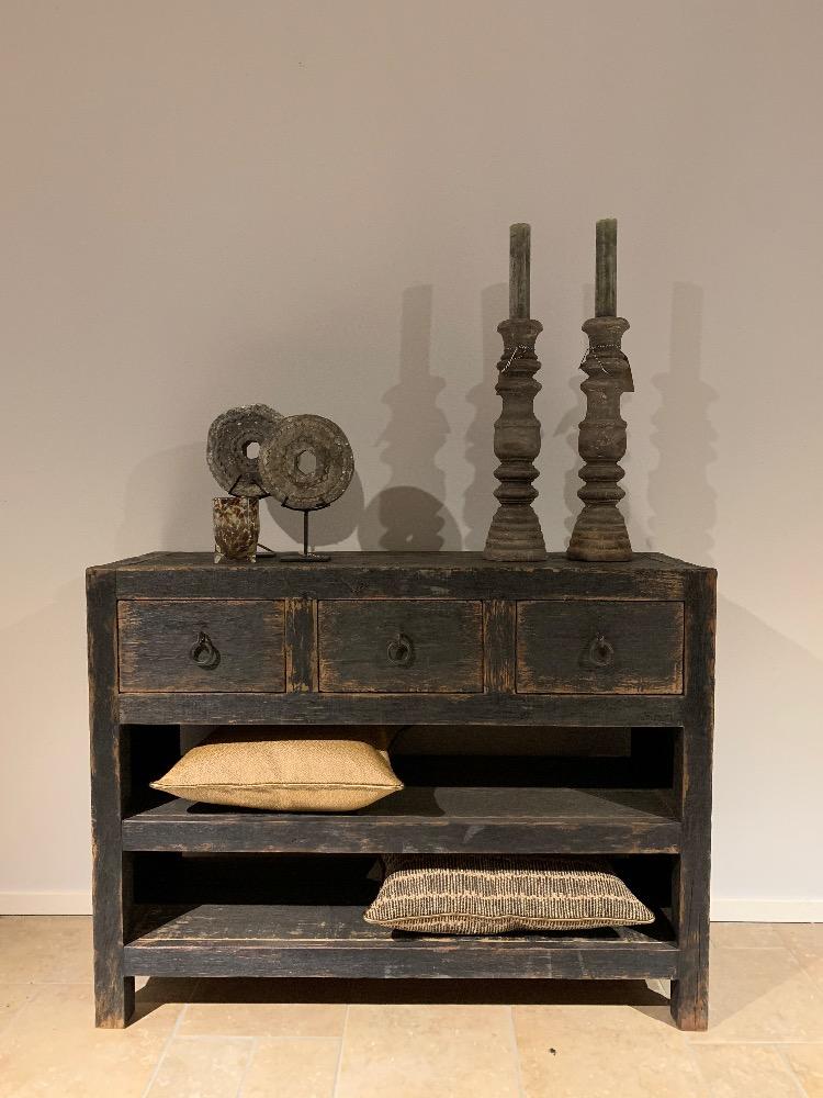 Stoere wandtafel van oud hout