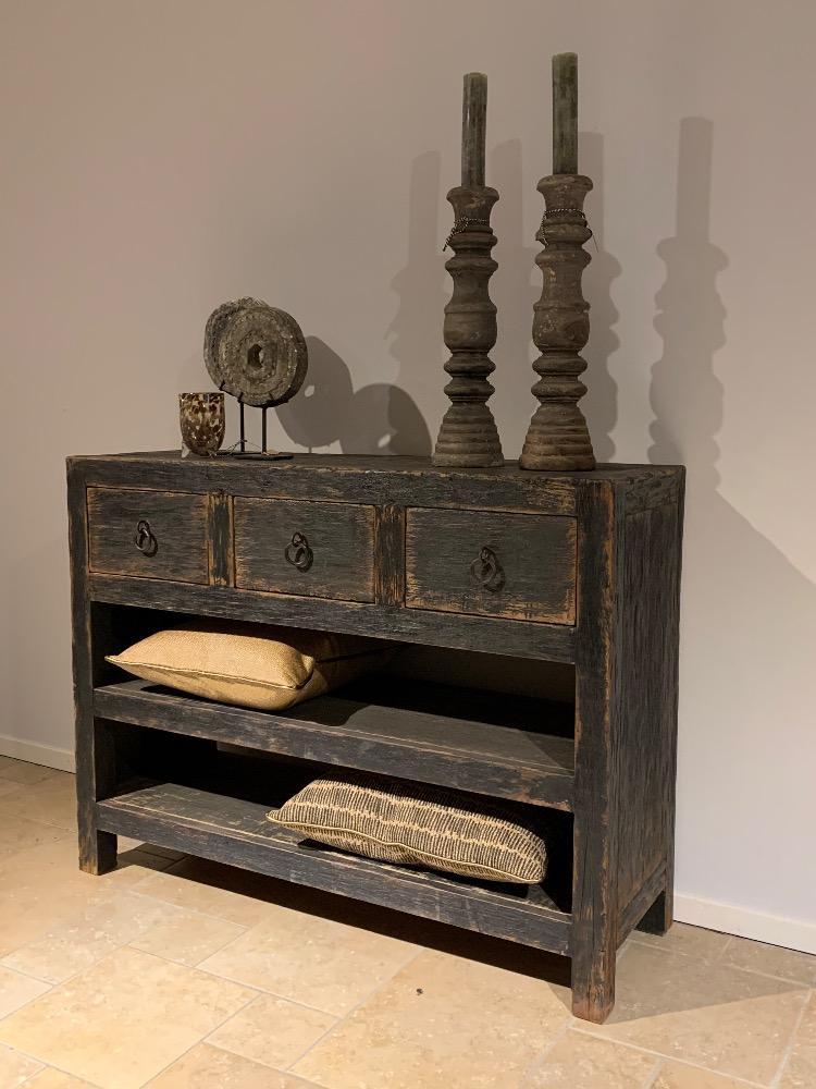 Stoere wandtafel van oud hout