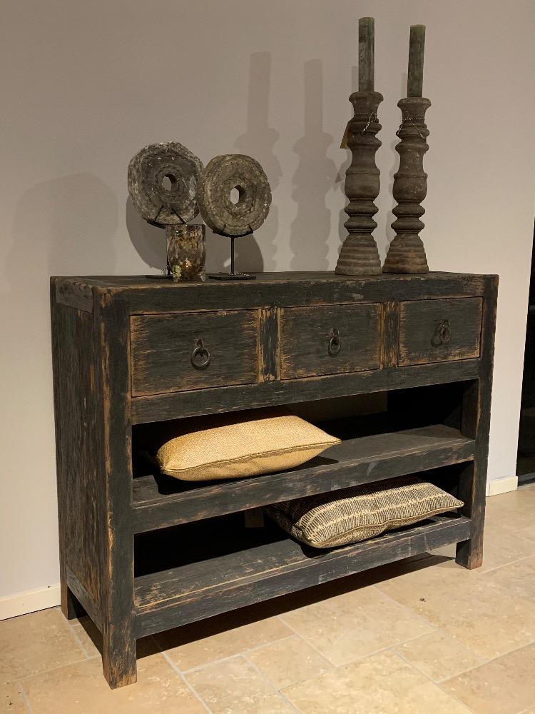 Stoere wandtafel van oud hout