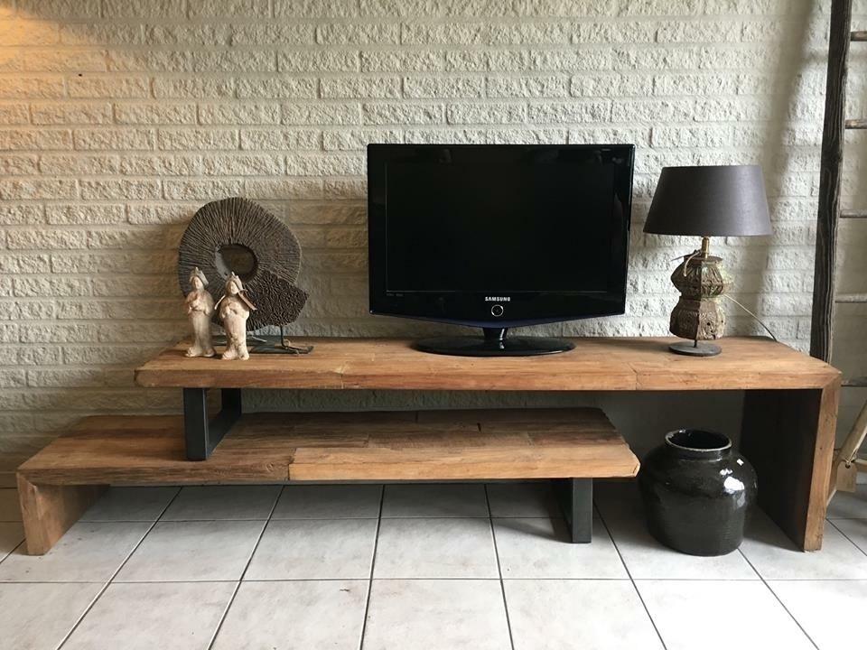 Tv kast uitschuif teak/ ijzer 