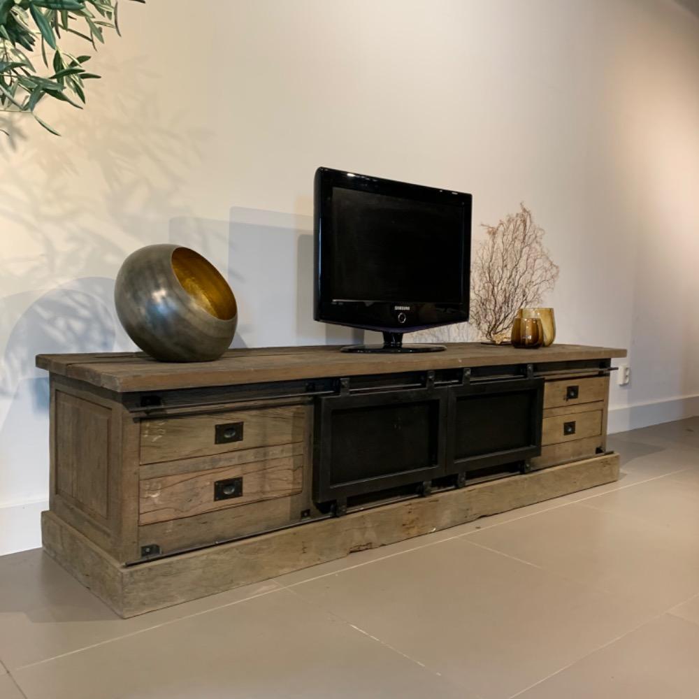 Tv meubel Julian 200, robuust oud hout 