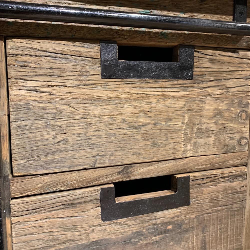 Tv meubel robuust hout met schuifdeuren 