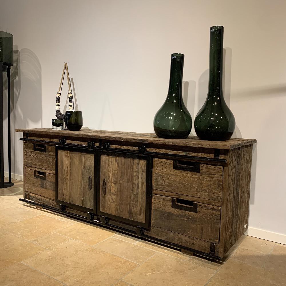 Tv meubel robuust hout met schuifdeuren 