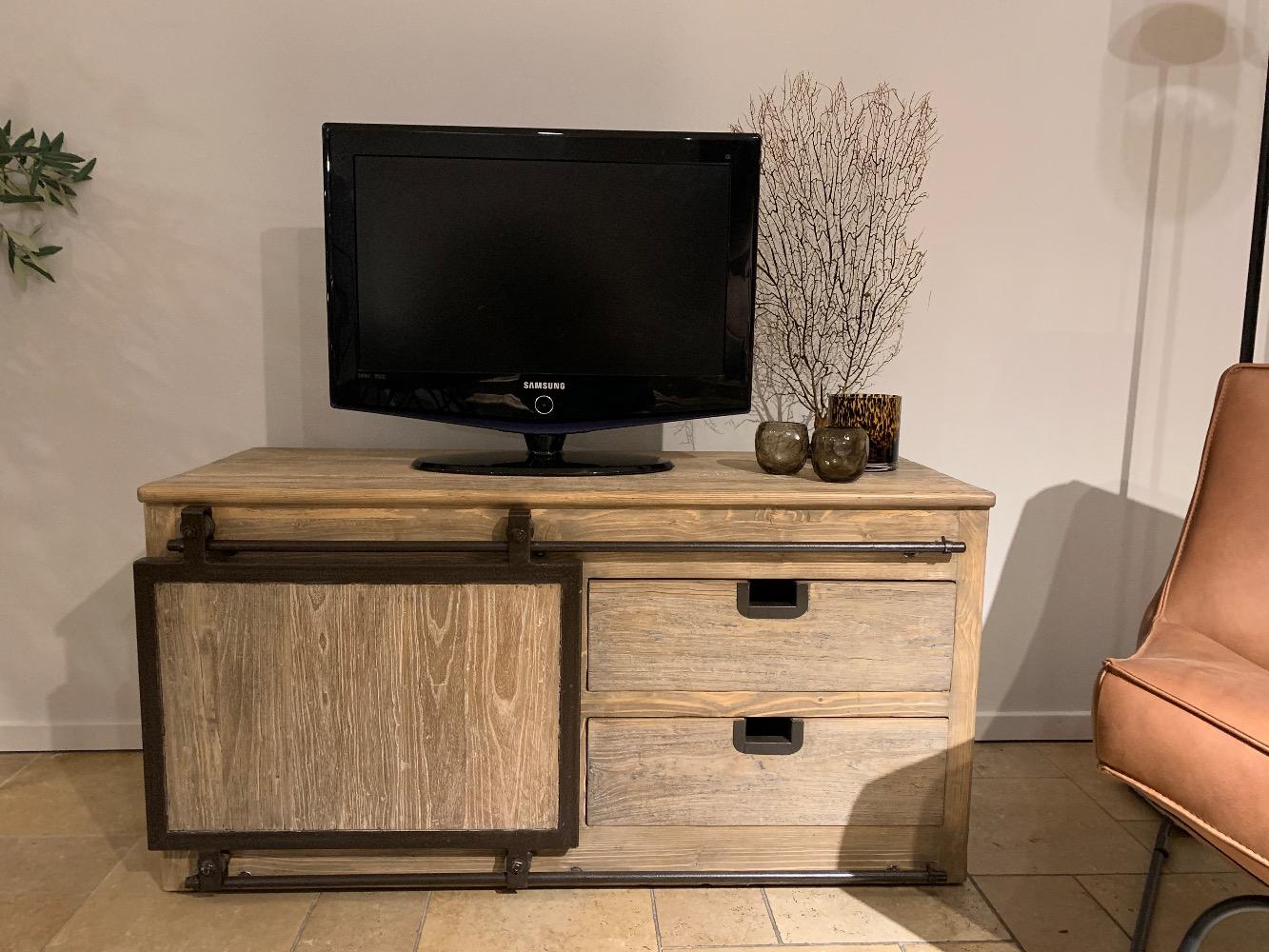 Tvmeubel XS, oud elm hout