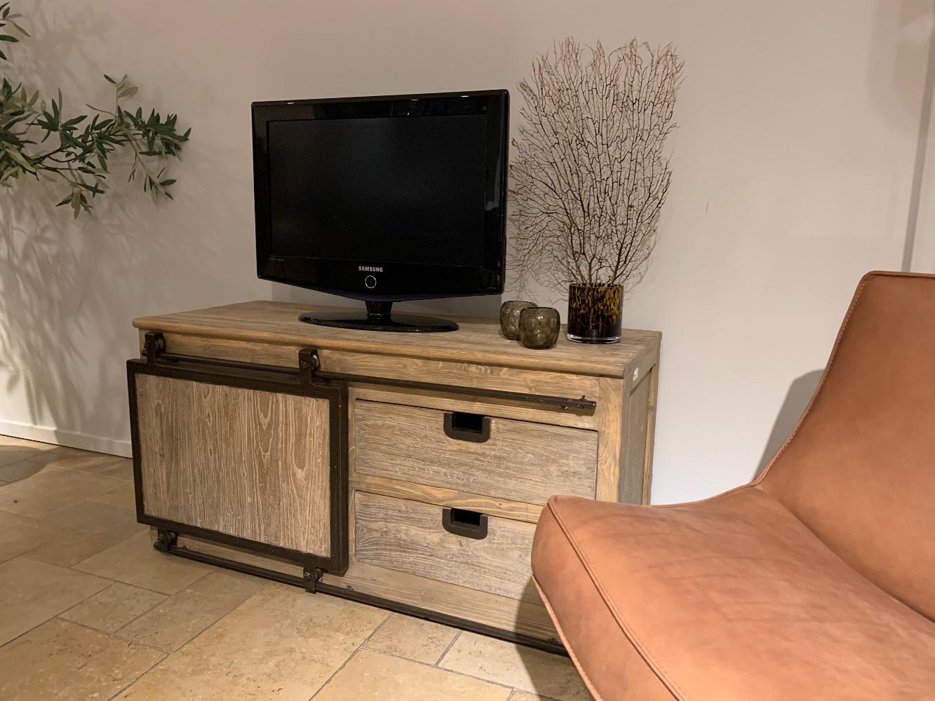 Tvmeubel XS, oud elm hout