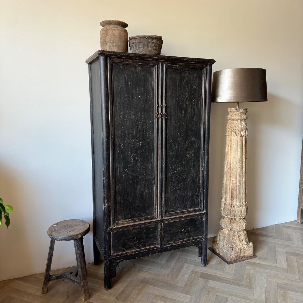Uniek Chinees Elm black 2 deurskast 