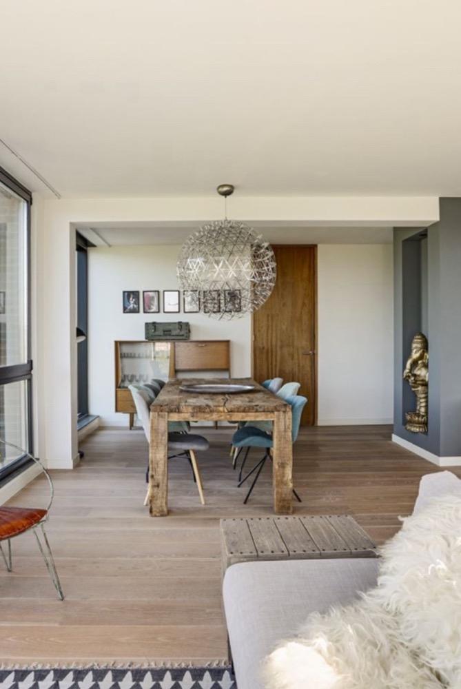 Unieke Elm houten eettafel 