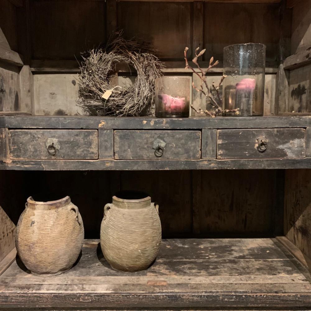 Unieke oude Chinese 2 deurskast old black 